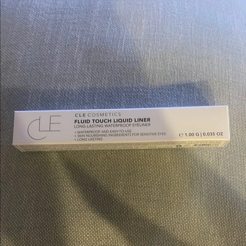 CLE Cosmetics Fluid Touch Liquid Liner - DARK BROWN
